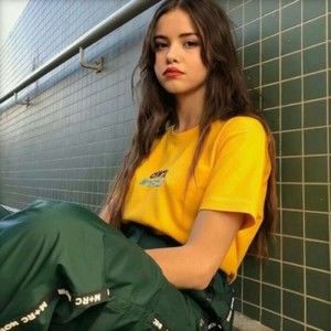 Meet your Posher, Carena